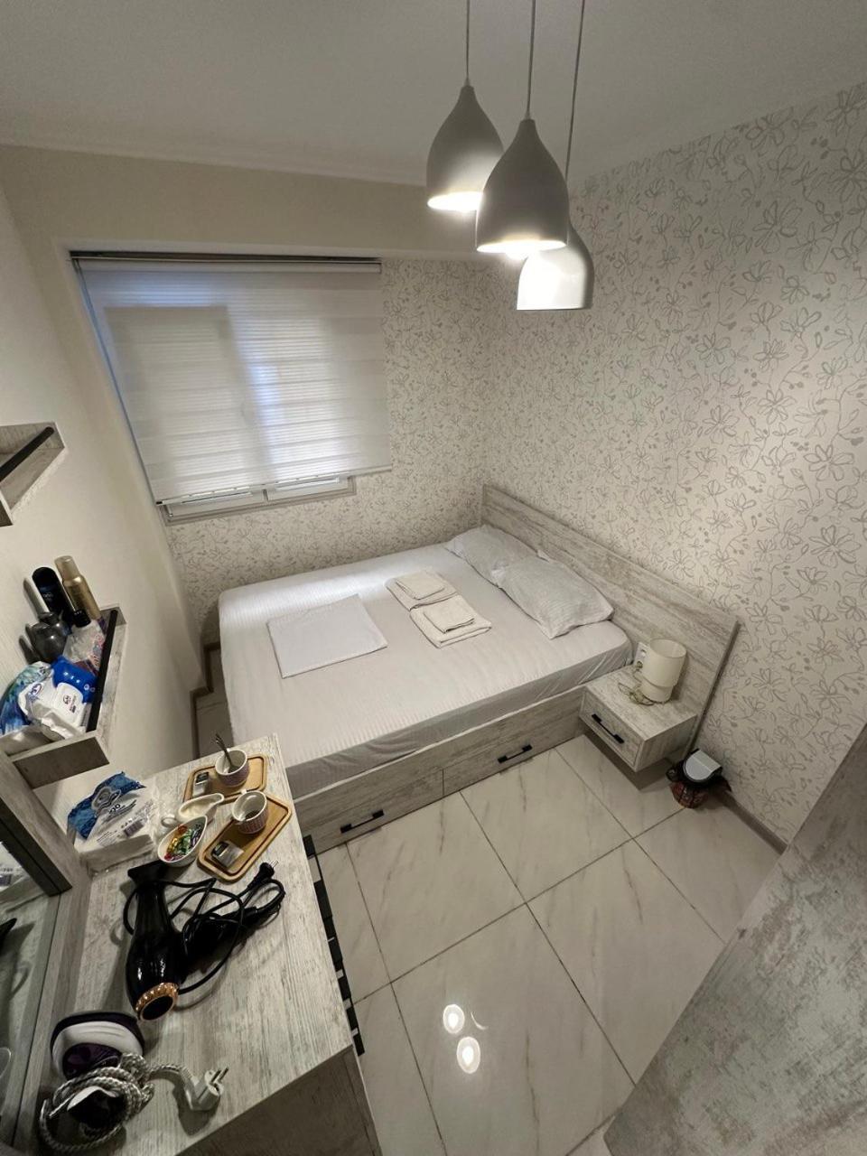 Elegant Escape In City Center Yerevan Bagian luar foto